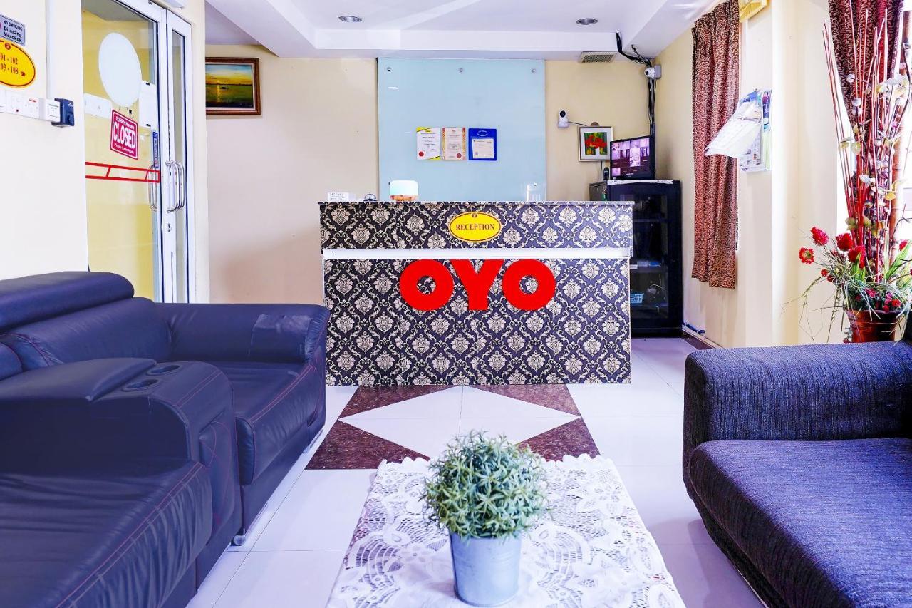 Oyo 90486 New Station Hotel Klang Exteriér fotografie